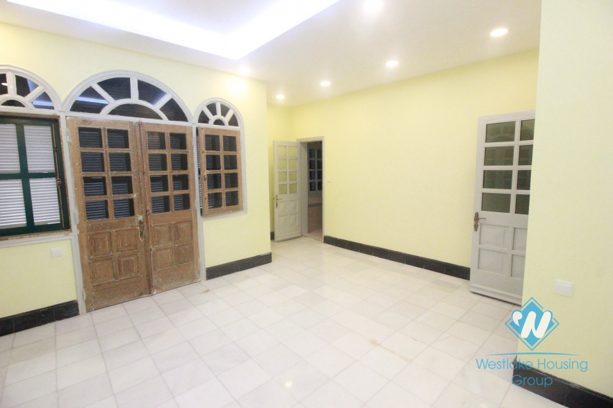Spacious house with large courtyard for rent in Tay Ho area, Hanoi